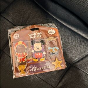Disney Park Pal Outfits Mickey Mouse Pin Set - Red and Yellow